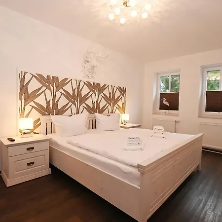 Apartment Bernstein Mare Luxor 6 *